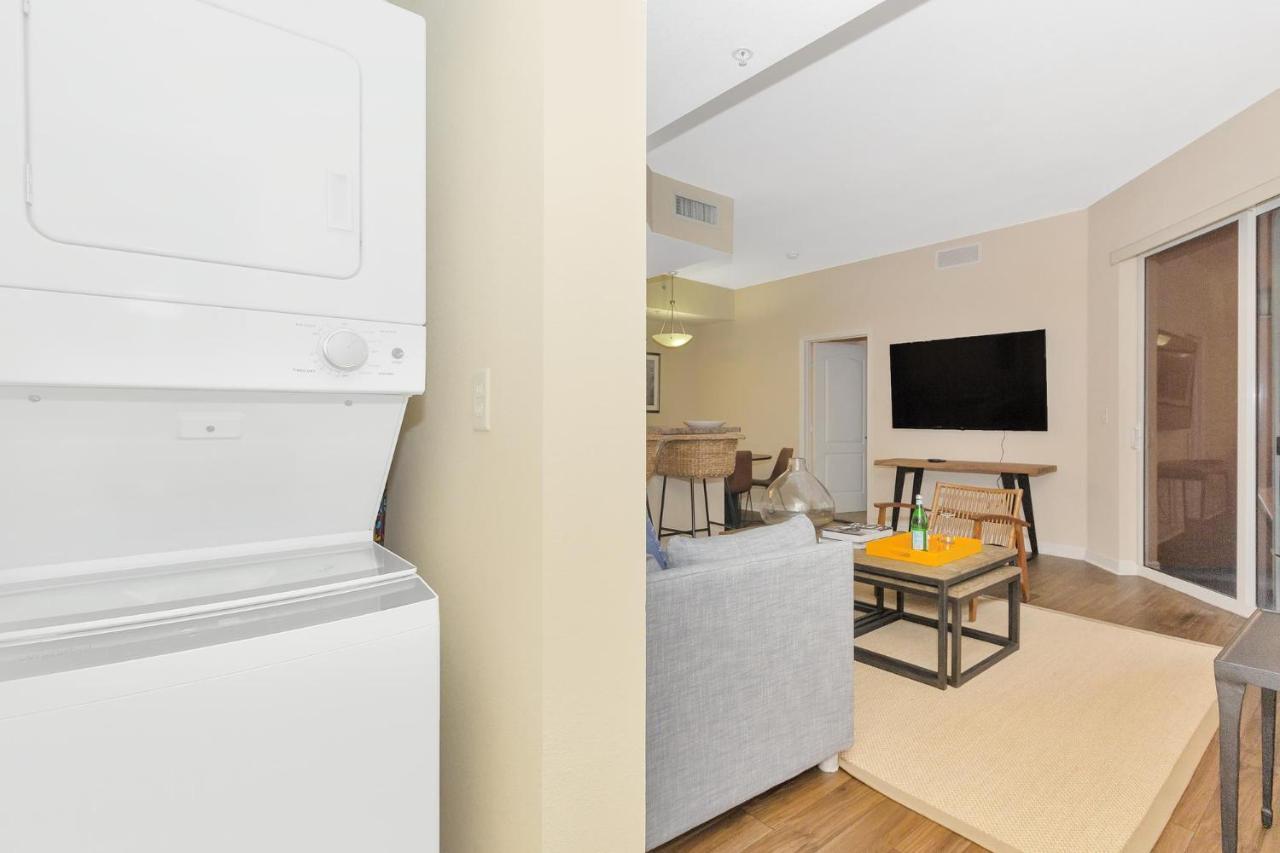Dharma Home Suites South Miami At Red Road Commons Exteriör bild